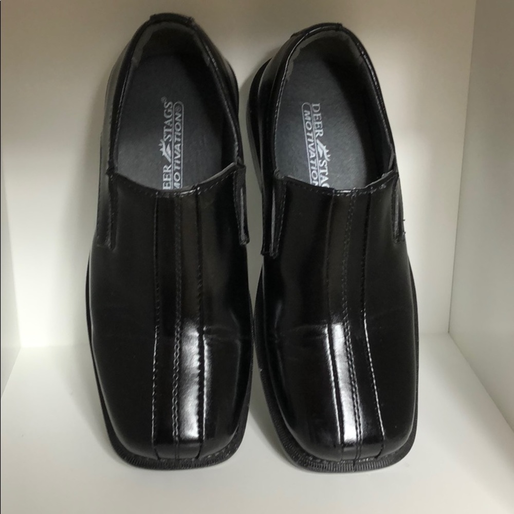 Boys dress shoe